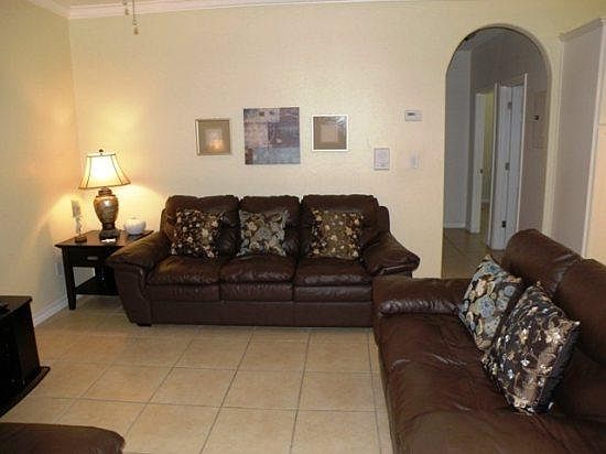 2nd image of 105 E Pompano St #5