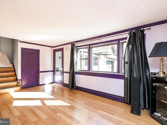 2nd image of 1337 E Prospect Ave