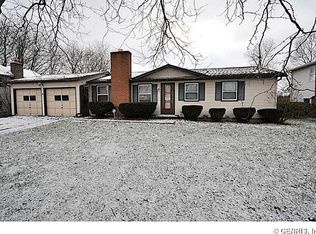 94 Long Wood Dr, Rochester, NY 14612