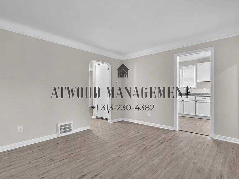 15909 Maddelein St — Photo 4