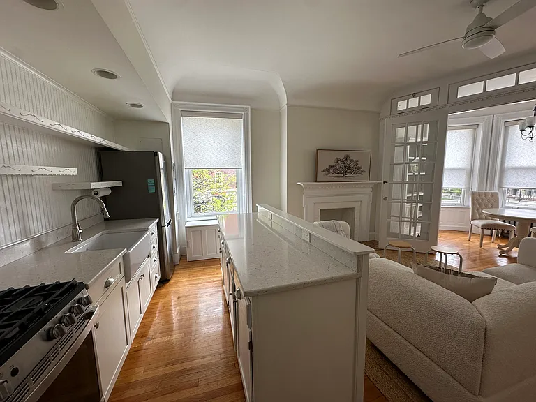 362 Commonwealth Ave #2H — Photo 5