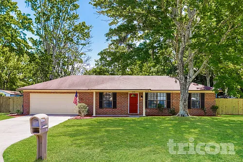 1715 Farm Way Photo 1