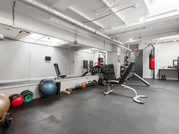 300 Communipaw Avenue image 26 of 36