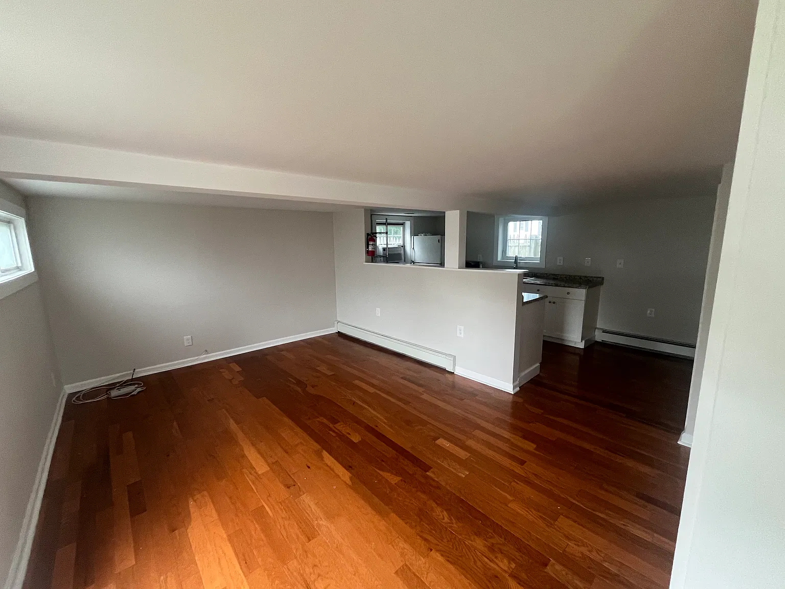2 bed, 1.5 bath, 1000 sqft, $2,750 — Photo 2