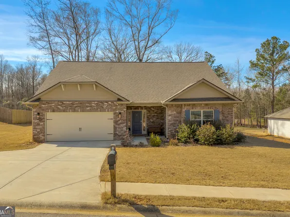 371 River Mansion Dr, Jefferson, GA 30549