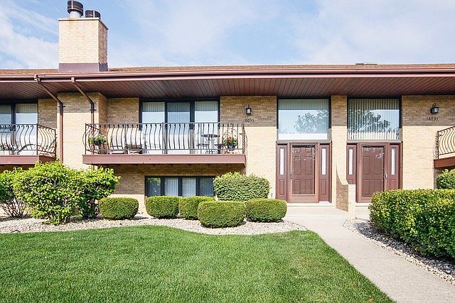1st image of 16035 Pine Dr #6035