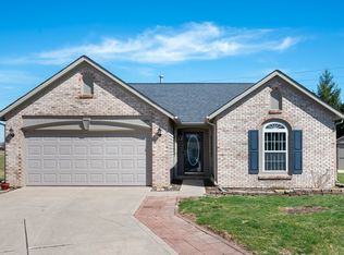 1494 Mimosa Ct, Greenfield, IN
