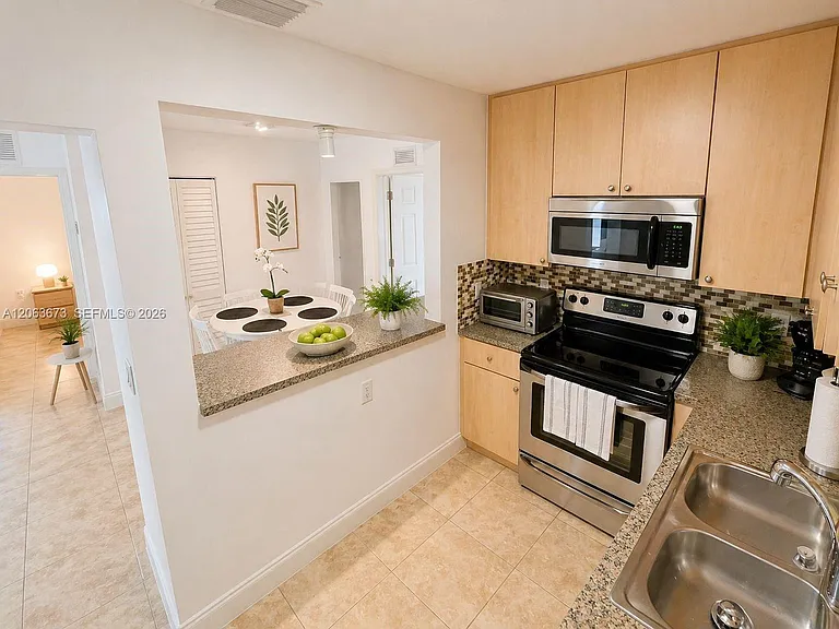135 NW 68th St — Photo 7