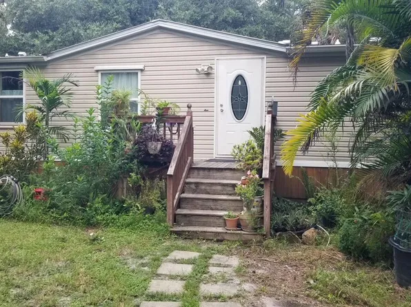 6964 E CENTER Street, Okeechobee, FL 34974