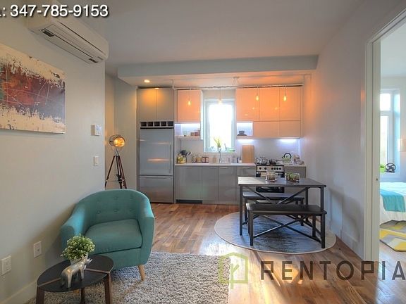 3rd image of 1038 Greene Ave #315