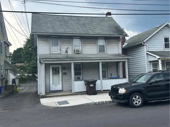 434 Main St, Freemansburg, PA 18017