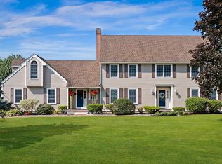 12 Lakeview Ave, Danvers, MA 01923