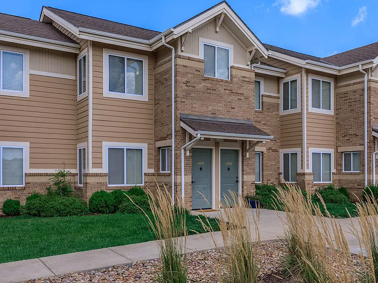 SunSTONE at MarketPlace Apartments — Photo 25