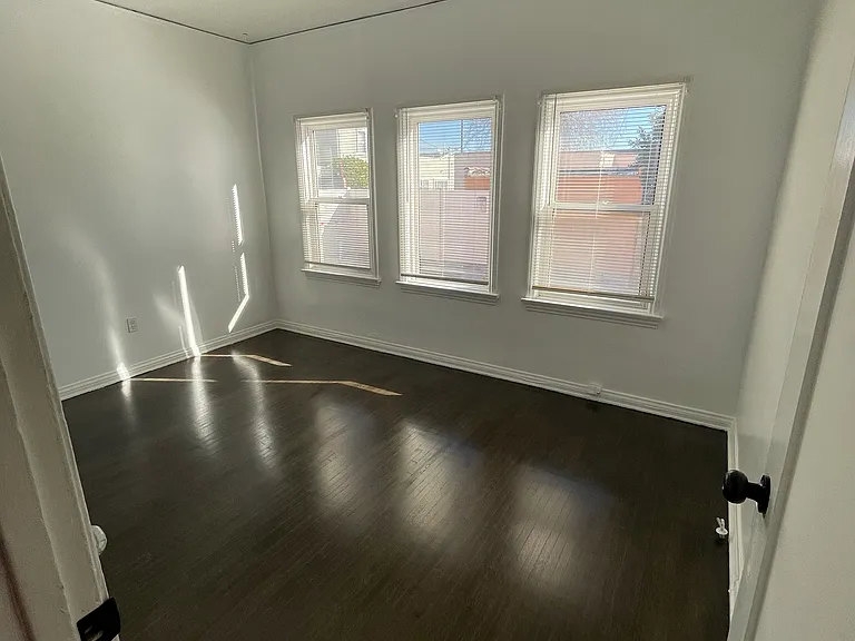 4306 8th Ave #1 — Photo 3