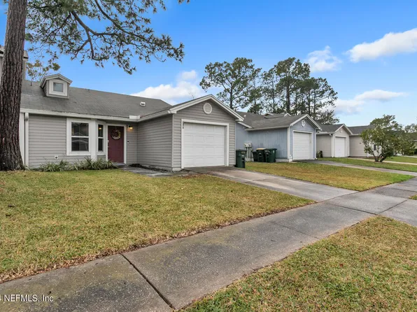 2476 SPRING VALE Road, Jacksonville, FL 32246