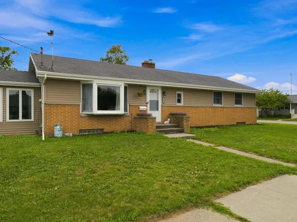 3519 W Marshall STREET, Manitowoc, WI 54220