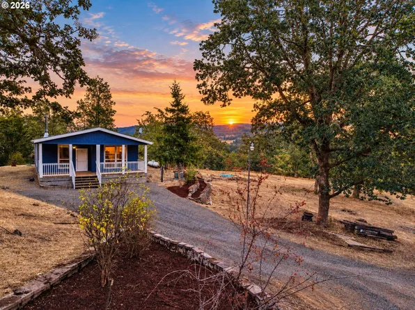 1623 Lower Crest Rd, Oakland, OR 97462