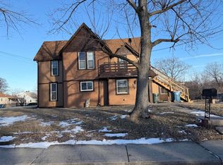 322 Burnham St, Lowell, IN 46356