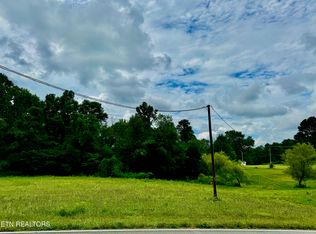 9600 Town Creek Rd E, Lenoir City, TN 37772