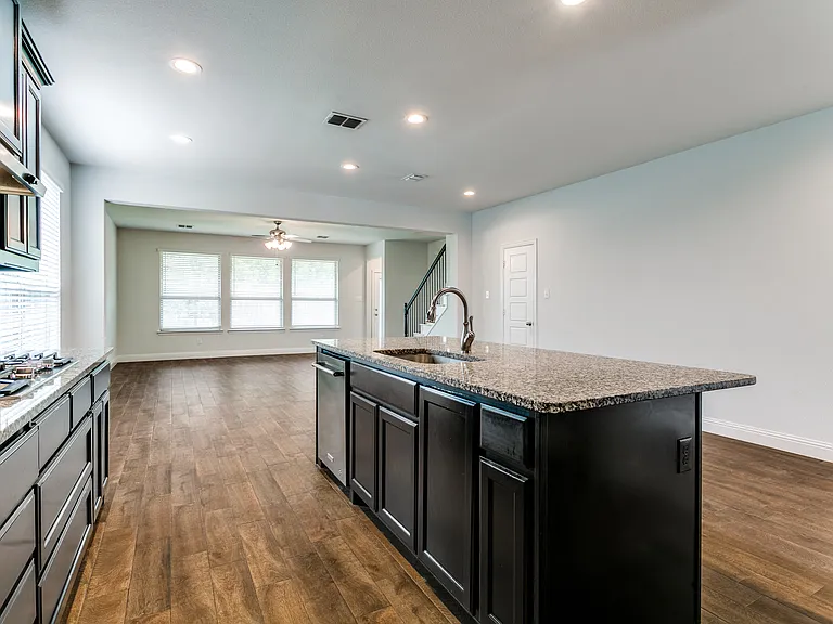 3701 Trillium Dr — Photo 7