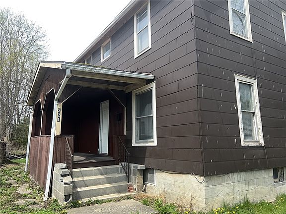 3rd image of 321 Jerome St