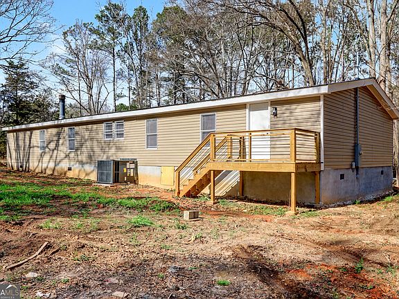 5th image of 194 McKneely Rd