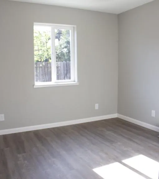 211 W Norwich Dr — Photo 5