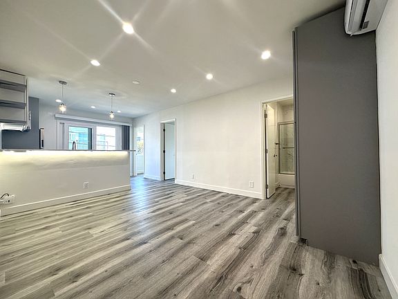 5th image of 11620 Nebraska Ave #4F