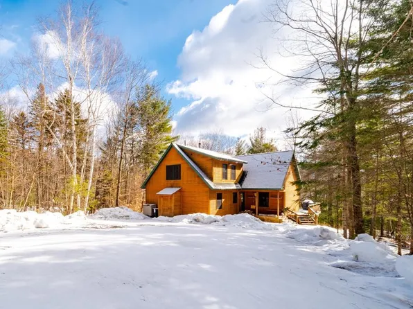 26 Deep Woods Ln, Wilmington, NY 12997