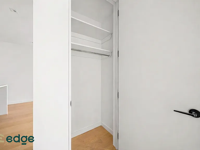 329 Broadway #1330 — Photo 6
