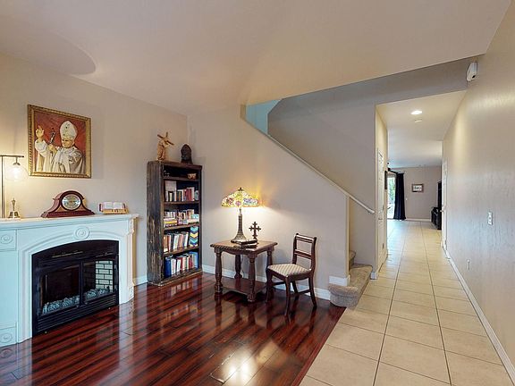 3rd image of 144 W Camino Fuste