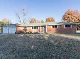 401 S West End St, Springdale, AR 72764