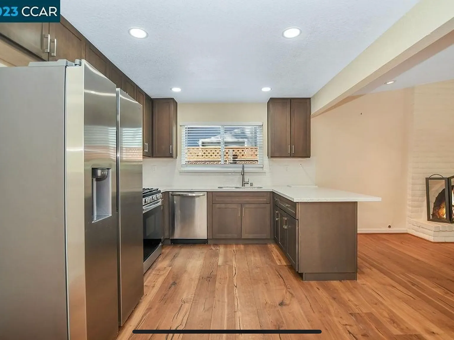 1055 Fox Meadow Way — Photo 4