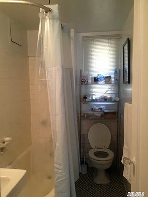 Sold by Laffey Real Estate | media 18