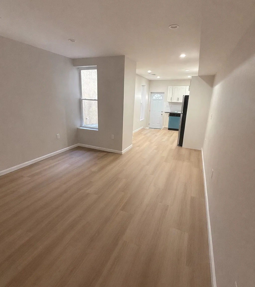 820 N Washington St — Photo 3