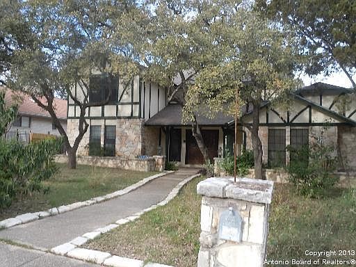 1st image of 323 Stonewood Dr.