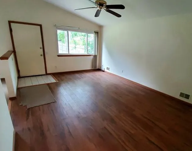 3 bed, 1196 sqft, $1,750 — Photo 2