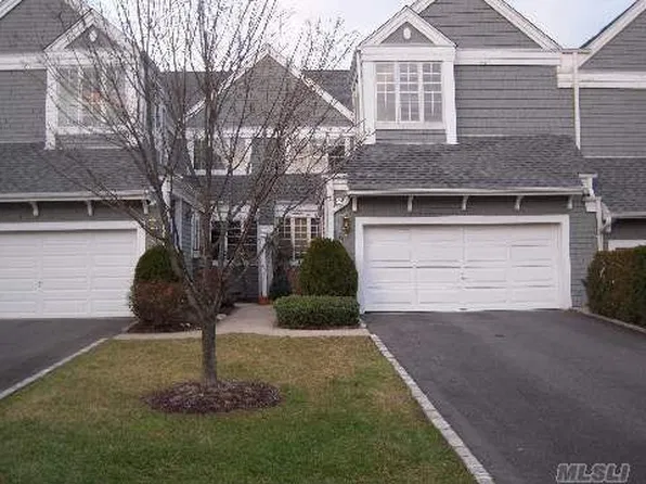 3 Southdown Ct, Huntington, NY 11743