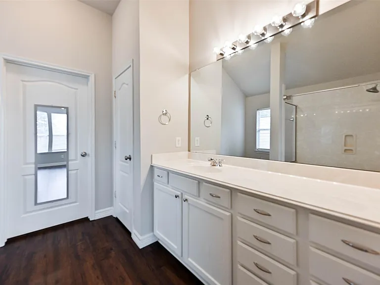 10947 Redstone Ct — Photo 22
