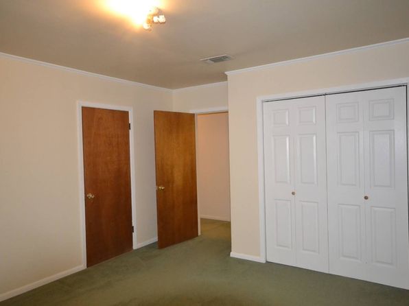 552 North St, Stamps, AR 71860