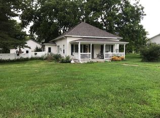 102 H St, Neligh, NE 68756