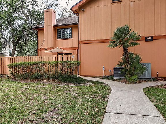 4th image of 2700 Mizell Ave APT 304