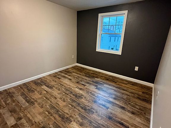 3rd image of 1710 N Main St #13