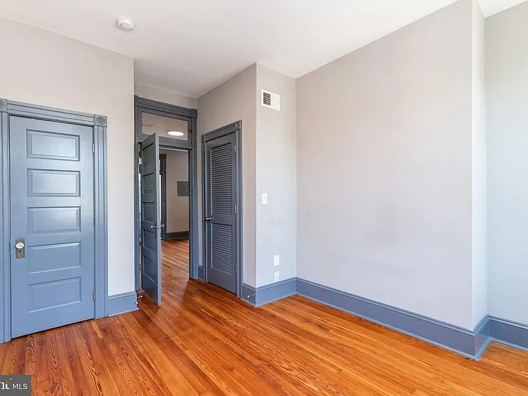 1733 Fleet St #4 — Photo 9