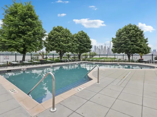 7400 River Road image 23 of 31