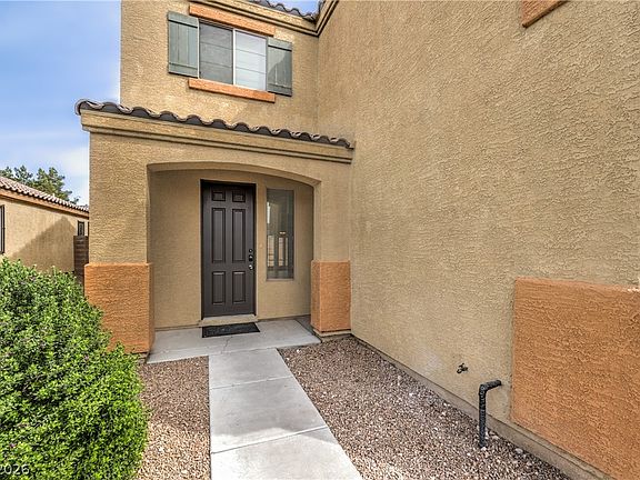 2nd image of 920 Gary Carmena Ave