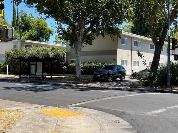 653 E 9th St #12, Chico, CA 95928