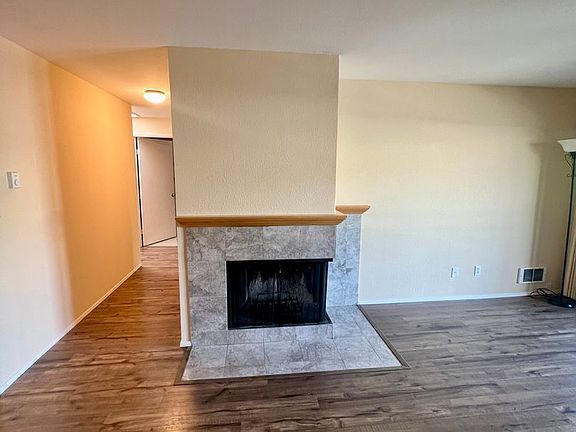 3rd image of 810 Taylor Ave N APT 320