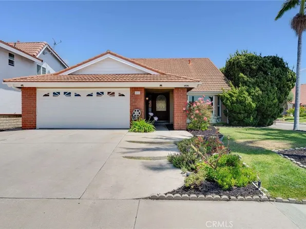 8072 Sundance Ln, La Palma, CA 90623