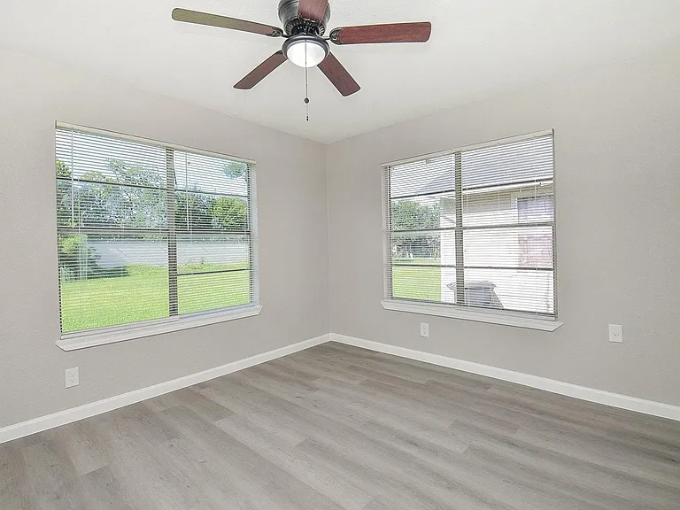6010 Collingsworth St #2 — Photo 18